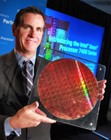 Intel анонсирует шестиядерные процессоры